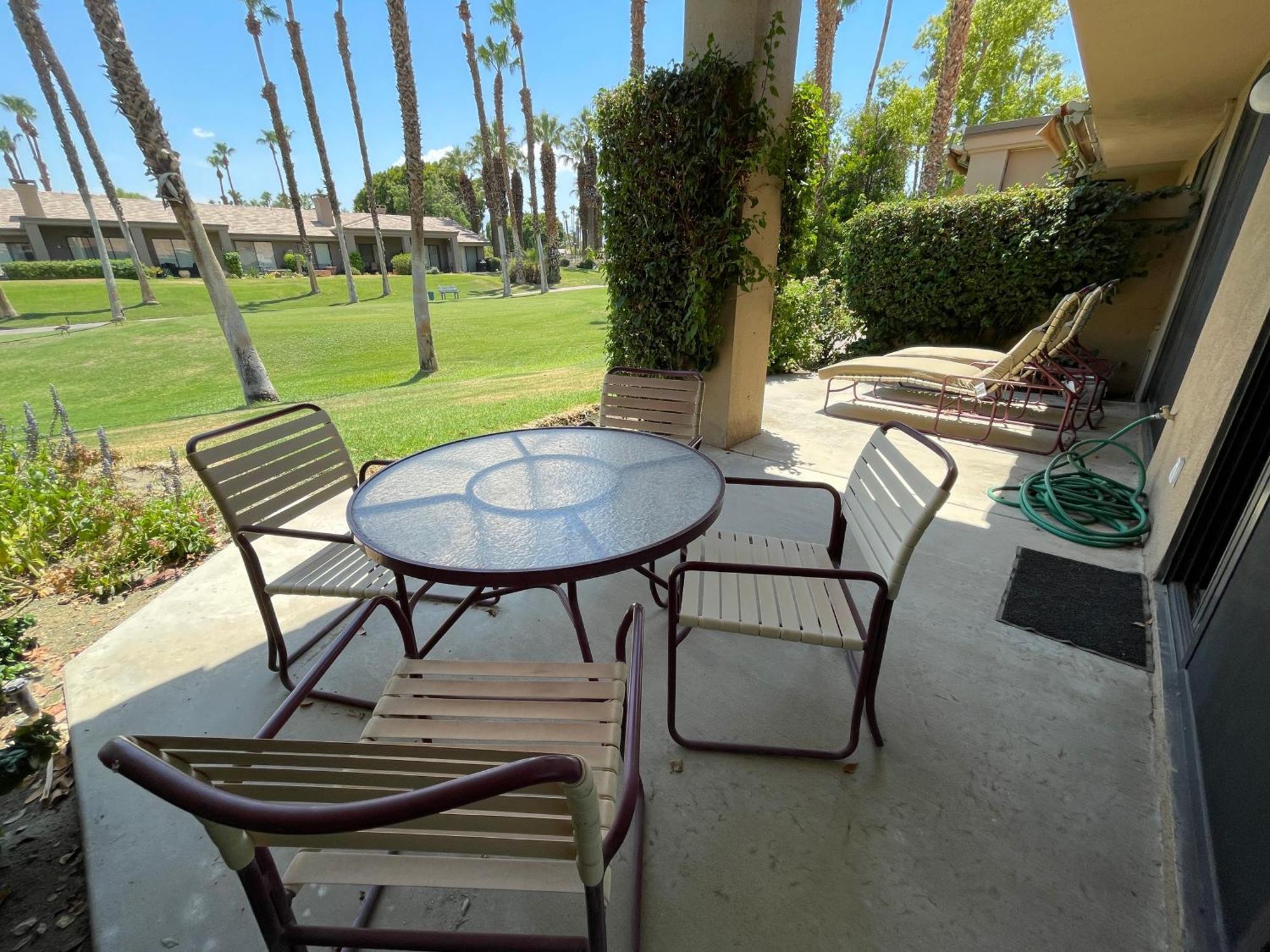 Coachella And Stagecoach Available 2 Bdrms Den 2 Ba Max 6 Villa Palm Desert Exterior photo